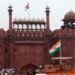 flag hoisting at red fort
